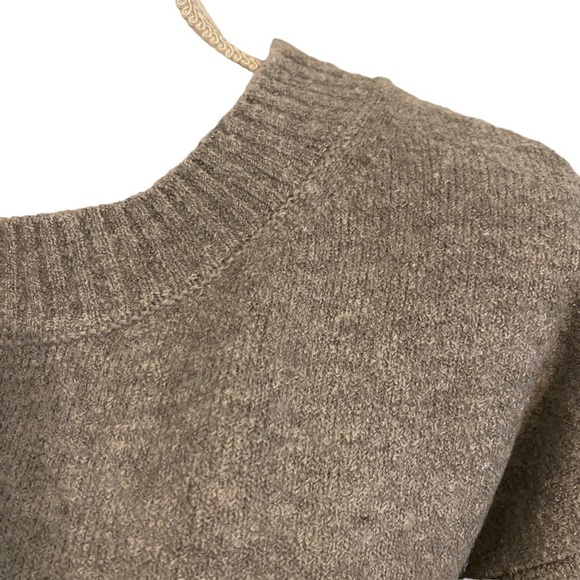 GAP Slouchy Crewneck Sweater SZ XS Petite Grey Knit Casual Comfy Winter NEW - Picture 4 of 11